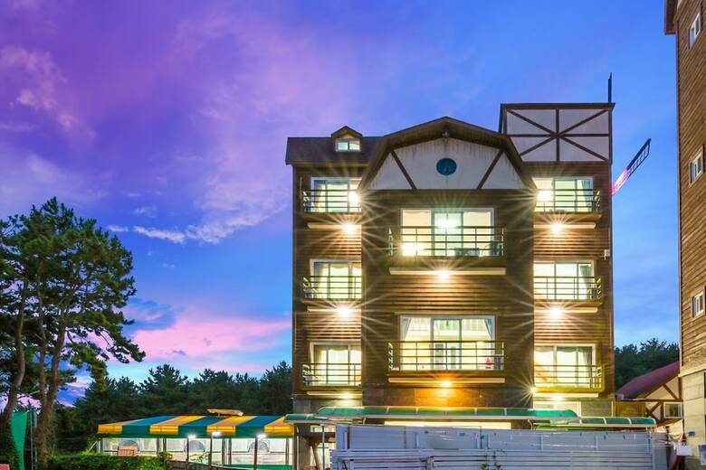 Tongyeong Iris Pension