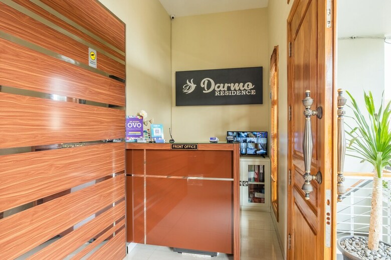 Hostal Oyo 1308 Darmo Residence
