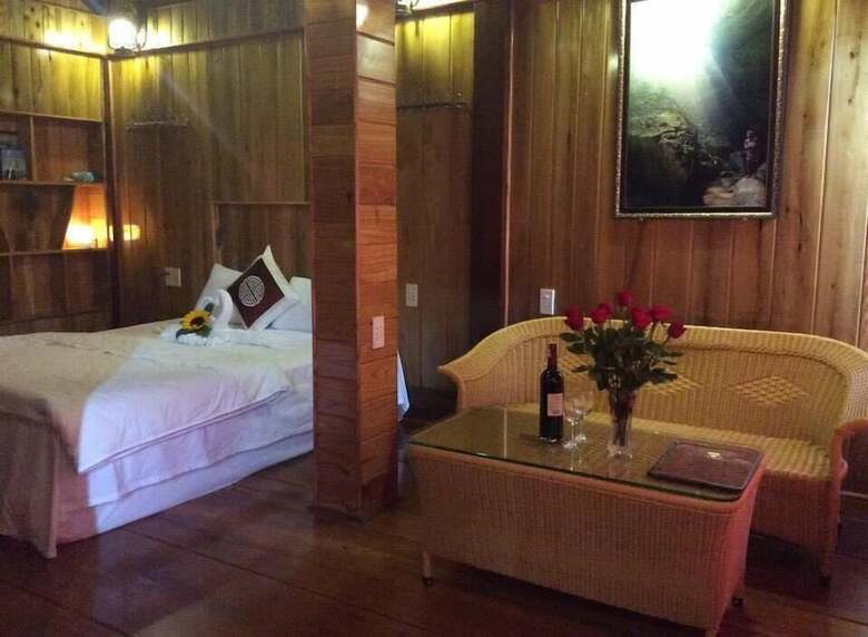 Hotel Phong Nha Mountain House
