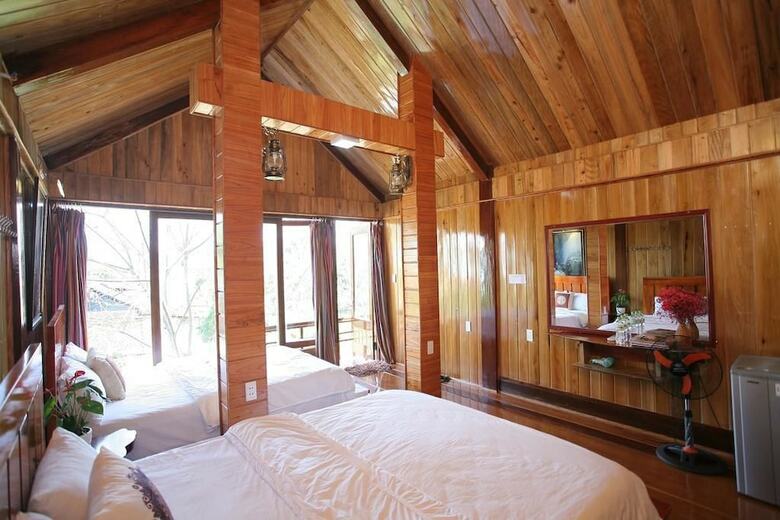 Hotel Phong Nha Mountain House