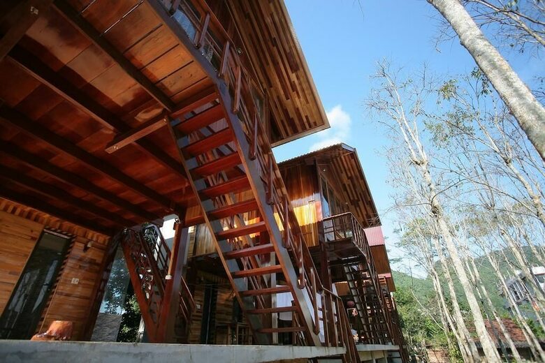 Hotel Phong Nha Mountain House