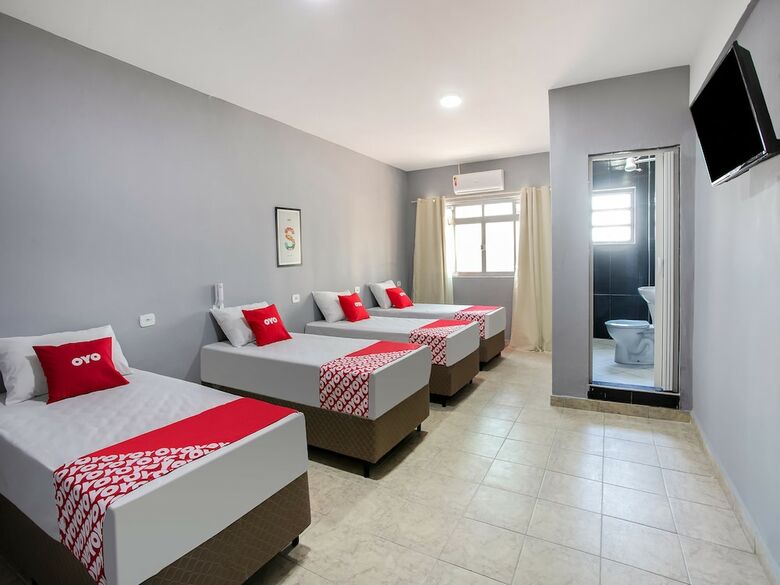 Oyo Hotel Boneville