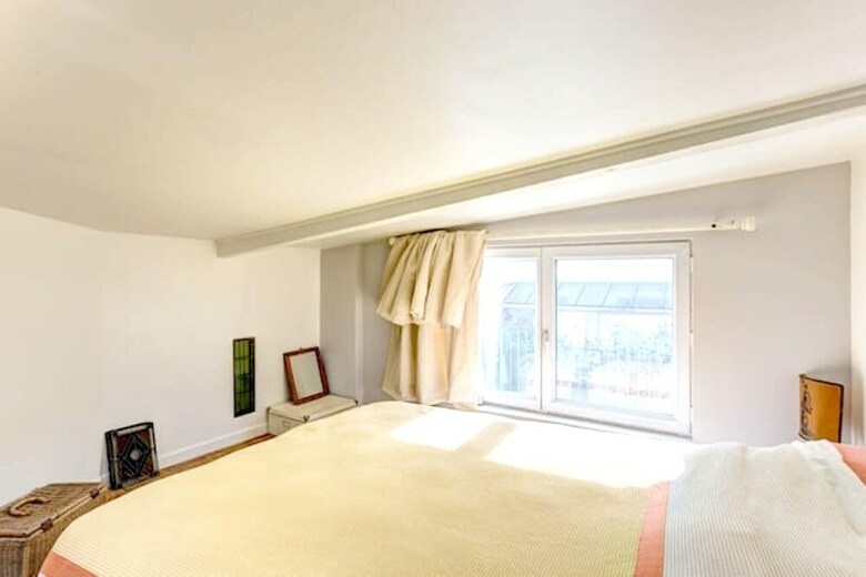 House With 3 Bedrooms In Clichy, With Wifi