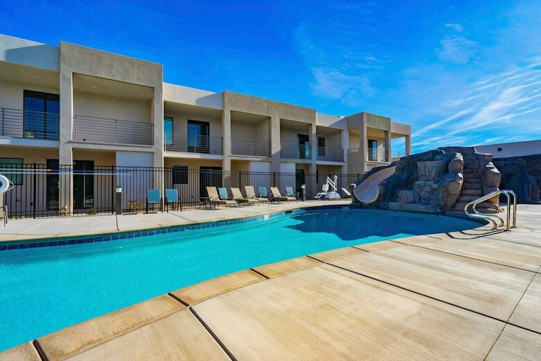 Grand Escape Lofts #16