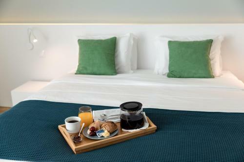 Hostal Ilha Hostel & Suites