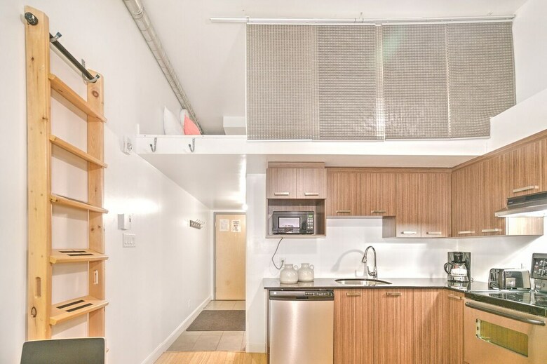 Apartamentos The Main 207 Central Modern Mezzanine Liv Mtl
