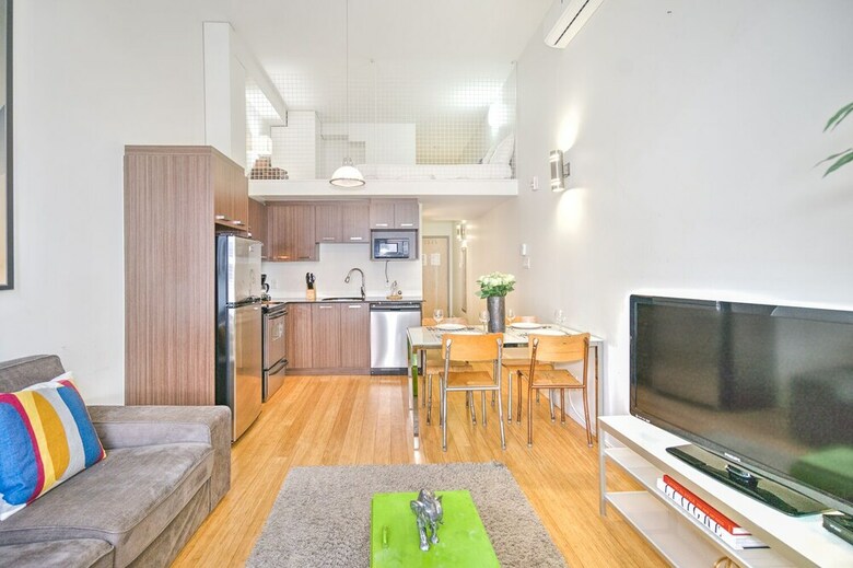 Apartamentos The Main 302 Central Modern Mezzanine Liv Mtl