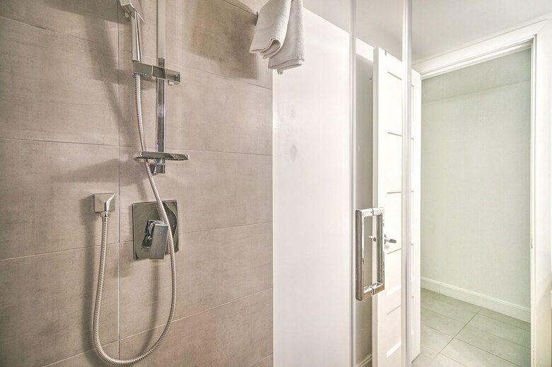 Apartamentos The Main 302 Central Modern Mezzanine Liv Mtl