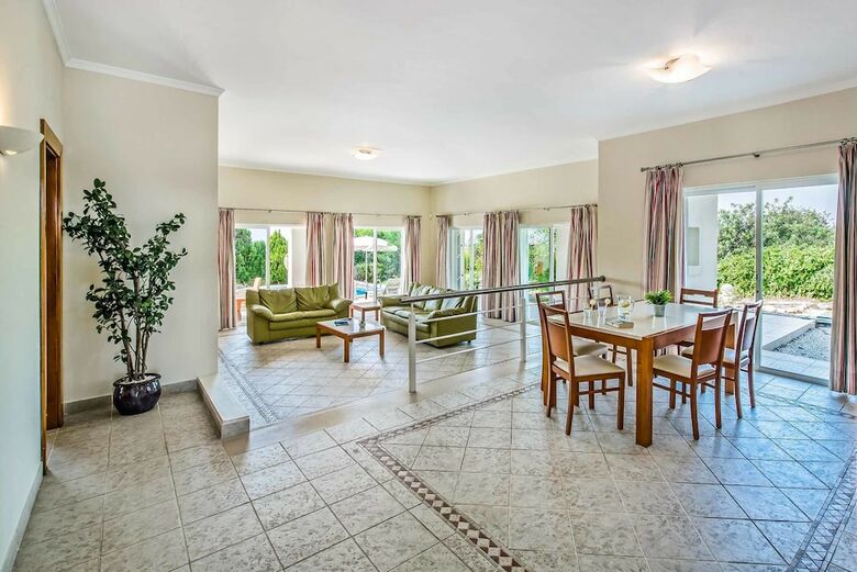 Villa Alegria