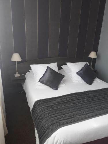 Hotel Hostellerie De La Quenoeuille