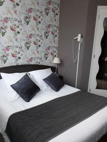 Hotel Hostellerie De La Quenoeuille