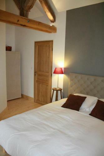 Hostal Maison D'h�tes Montperthuis