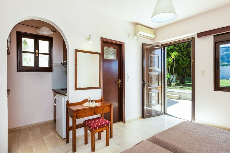Hotel Santa Maria Studios & Apartments