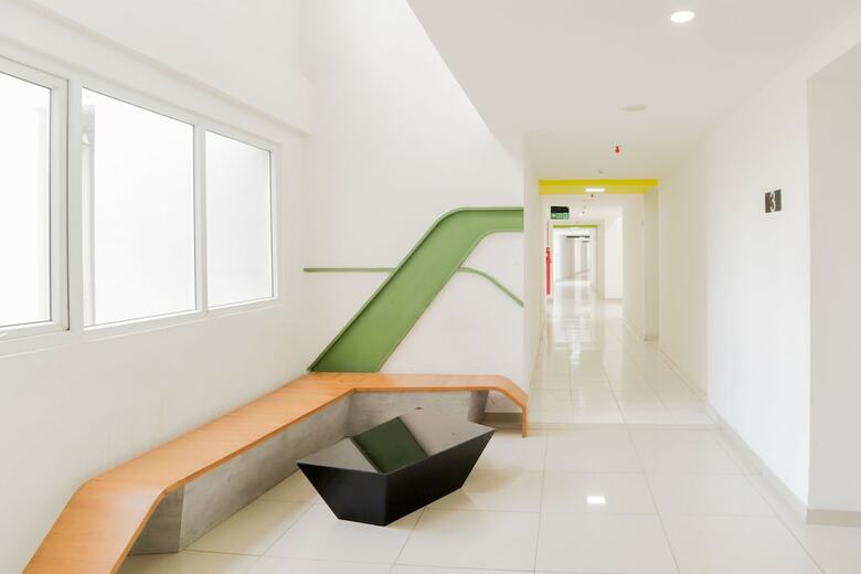 Hotel Oyo 1242 Aeropolis Apartment