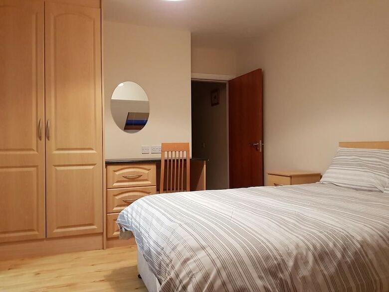 Waterlane Apartments