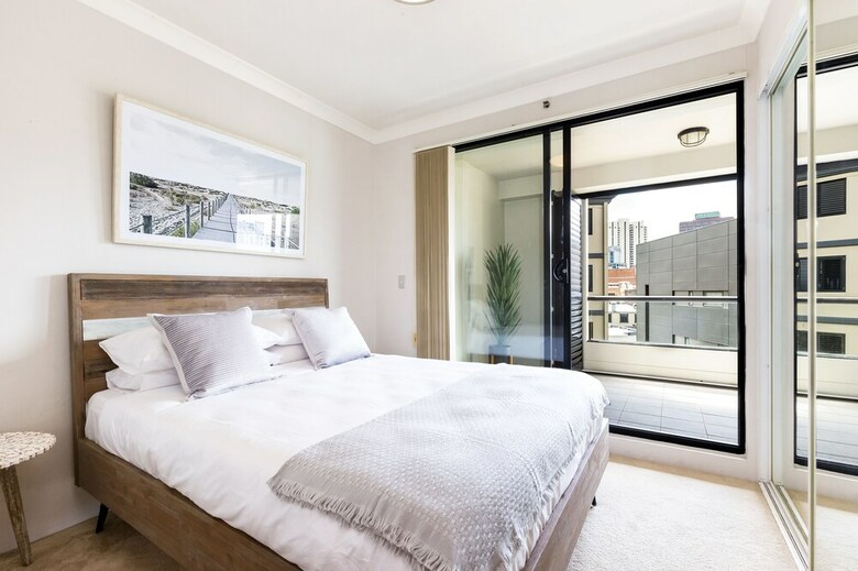 Surry Hills 1012 Elizabeth Apartment