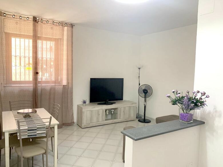Apartment With One Bedroom In Meta, With Balcony - 2 Km From The Beach