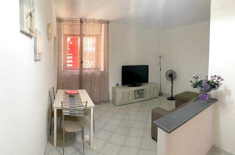 Apartment With One Bedroom In Meta, With Balcony - 2 Km From The Beach