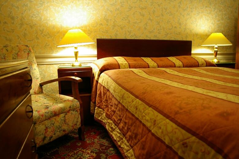 Hotel Averon  Guest House