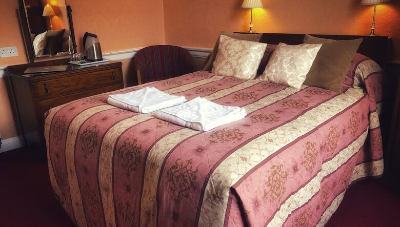 Hotel Averon  Guest House