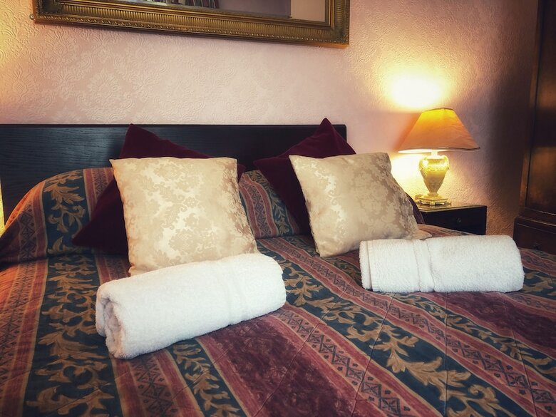 Hotel Averon  Guest House