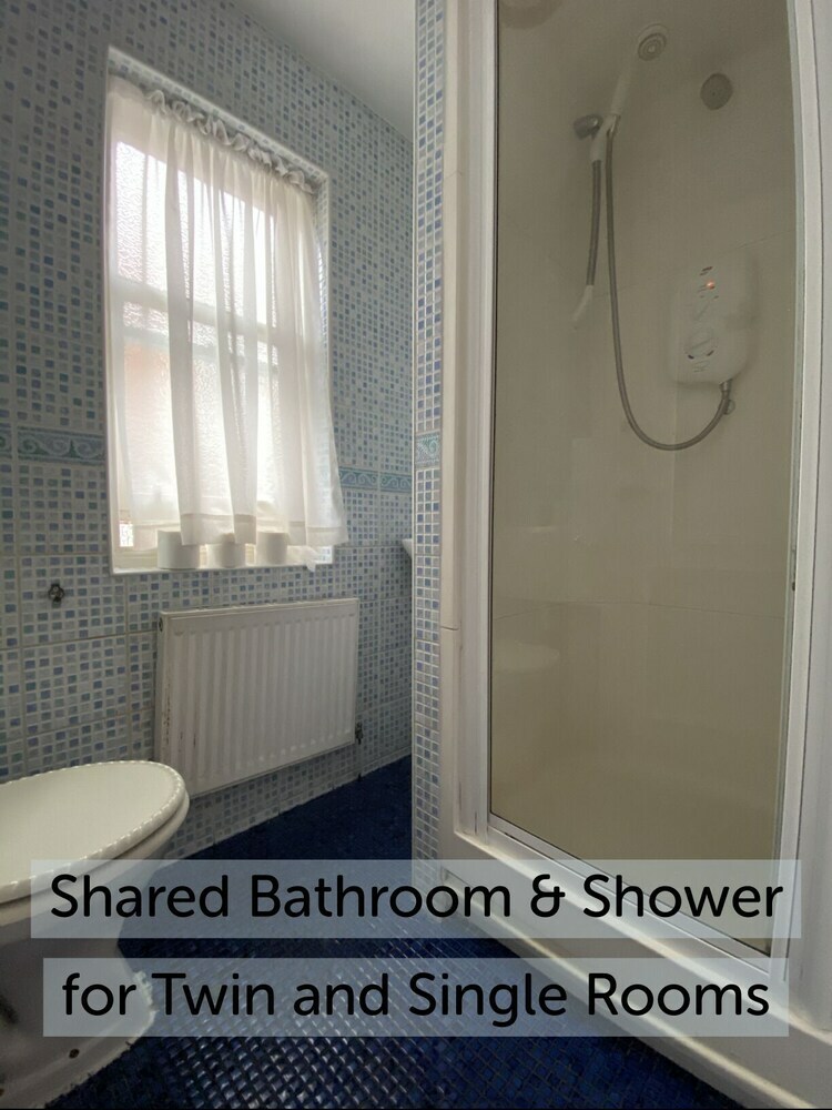 Hotel Averon  Guest House