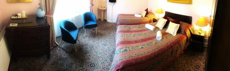 Hotel Averon  Guest House