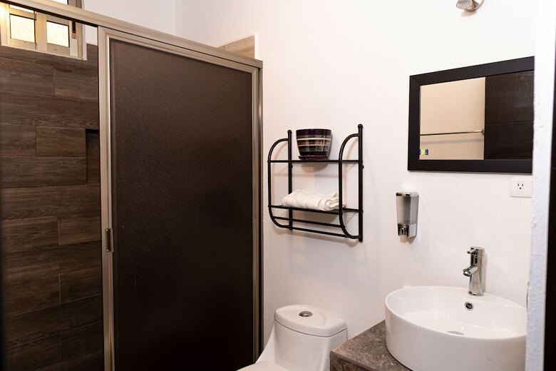Santa Fe Studios And Suites By The Spot