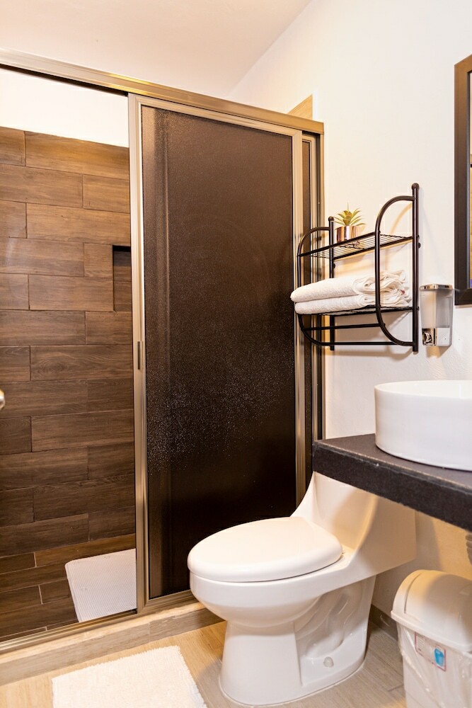 Santa Fe Studios And Suites By The Spot
