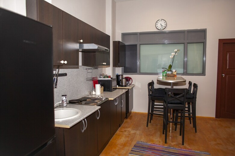 Hostal Novie Cheremushki - Hostel