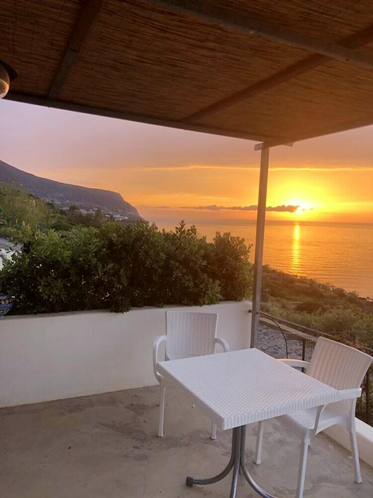 Apartamento Studio In Malfa
