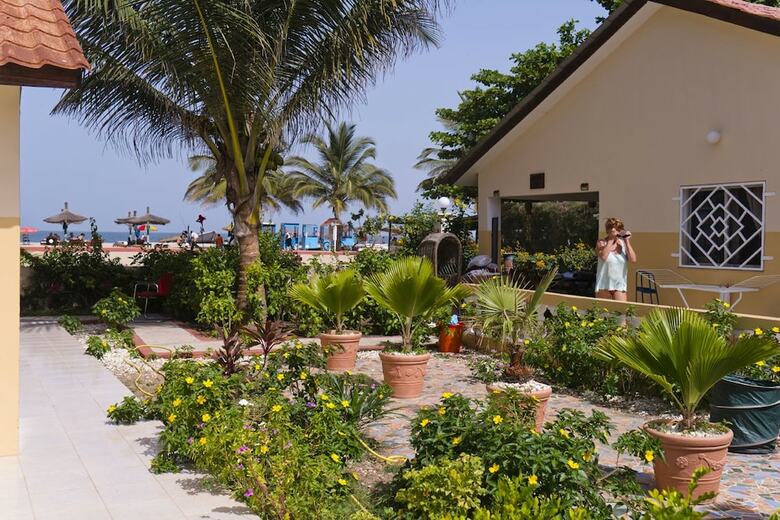 Aparthotel Kunta Kinteh Beach Complex