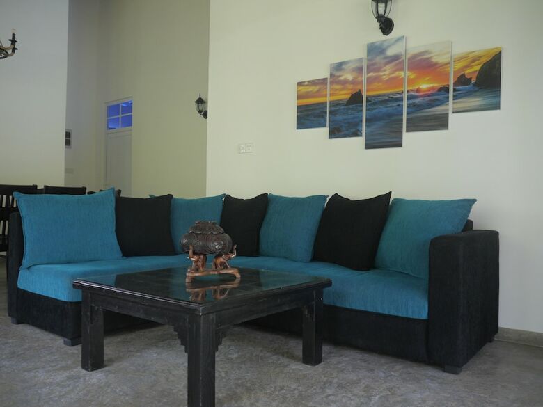 Hotel Pearl Villa Welhengoda