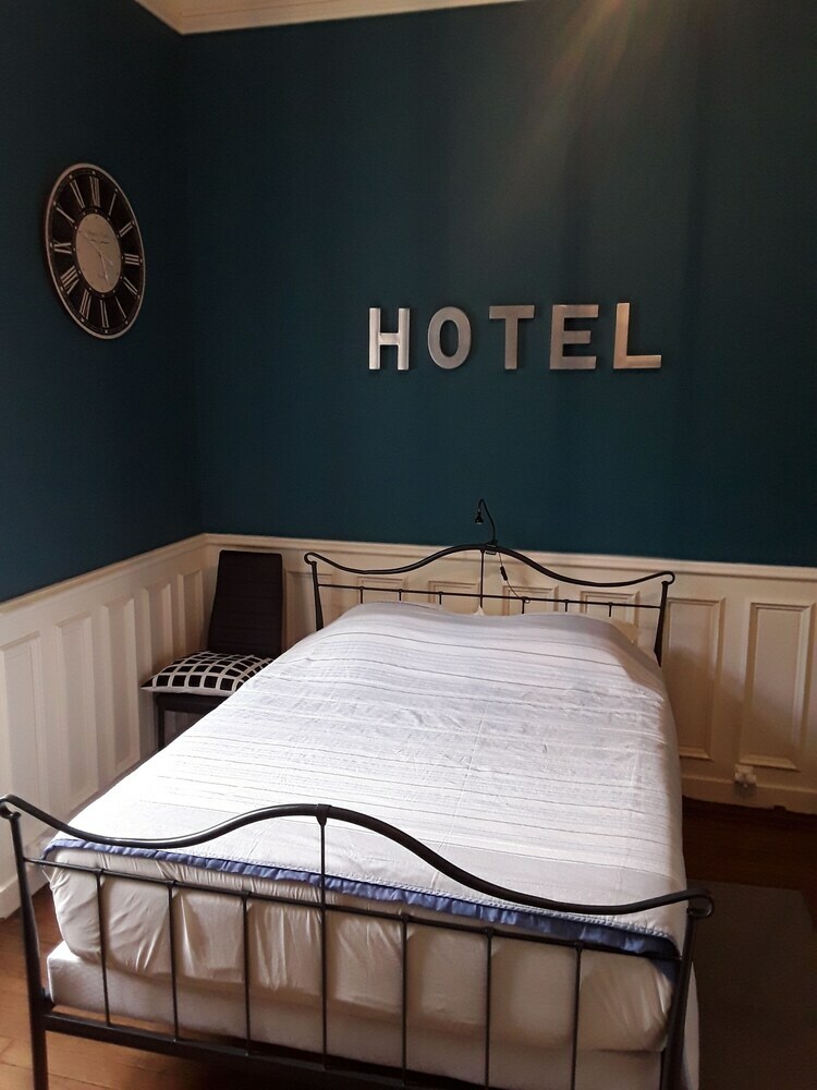 Hotel Manoir Le Sequoia