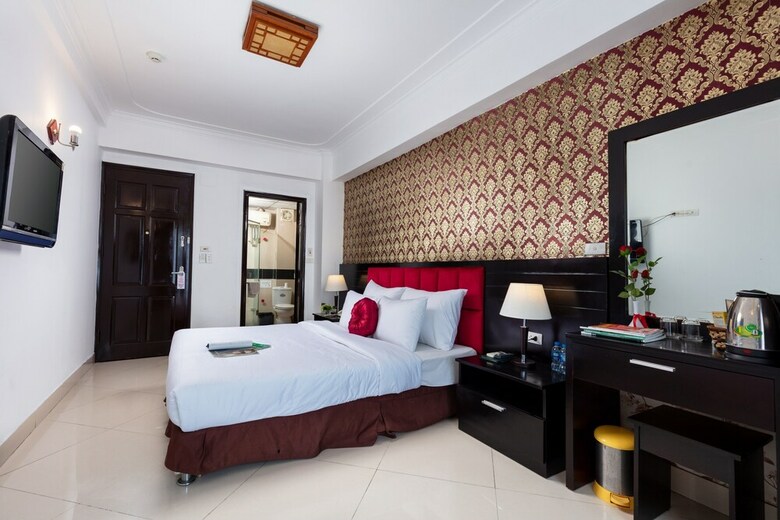 Hanoi Amore Hotel & Travel