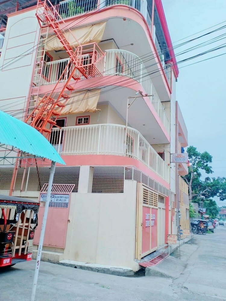 Hostal Dmc Caralos Vacation Inn And Dormitory