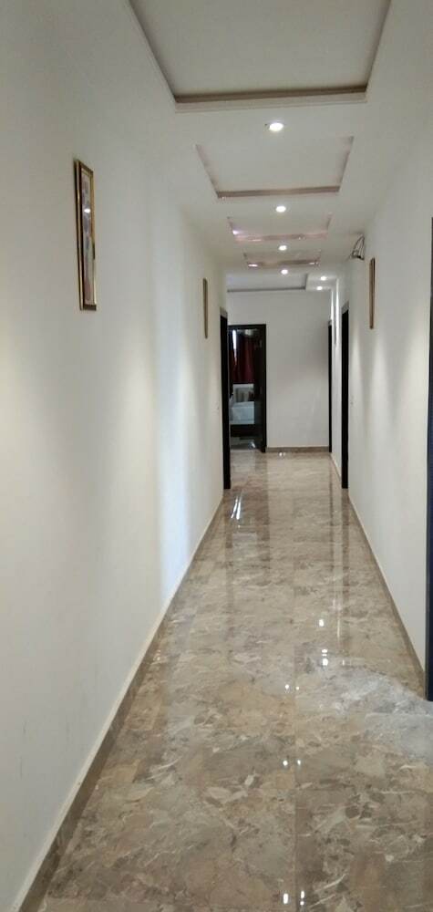 Hotel Grand S M Regency