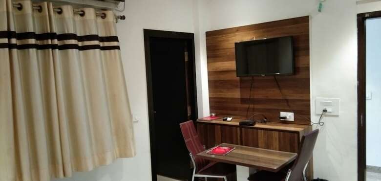 Hotel Grand S M Regency