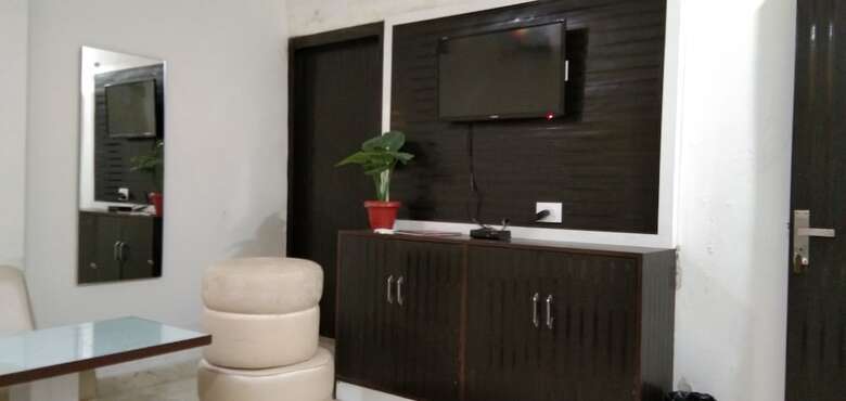 Hotel Grand S M Regency