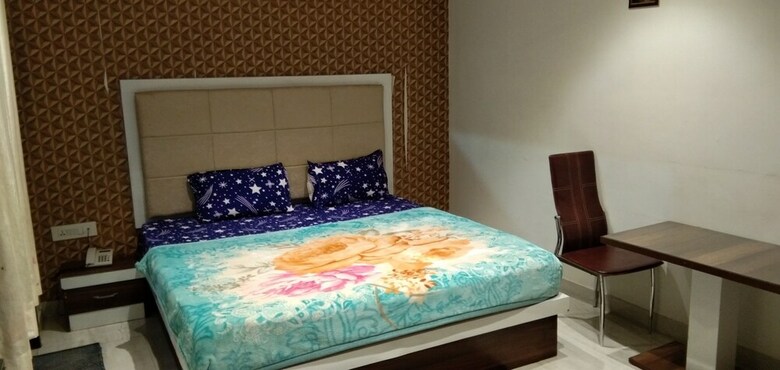 Hotel Grand S M Regency