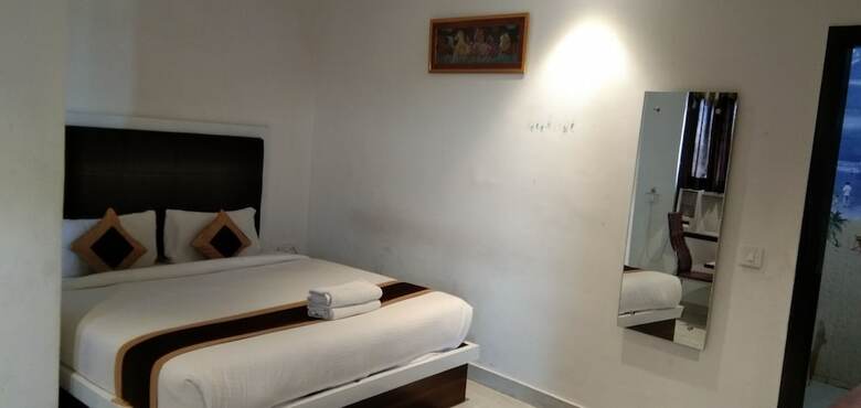 Hotel Grand S M Regency