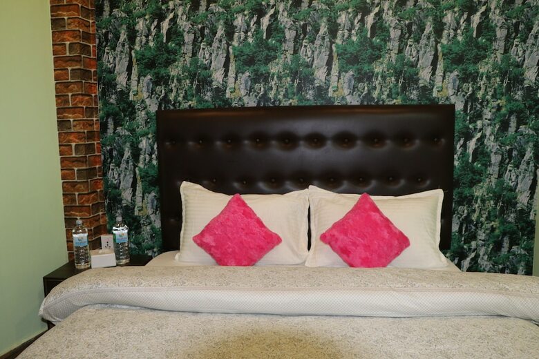 Hotel Happy Home