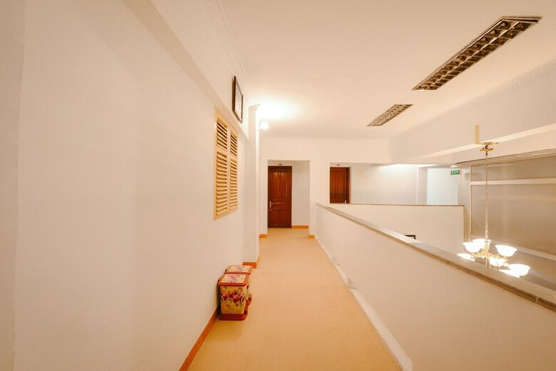 Oyo 269 Moet Hotel