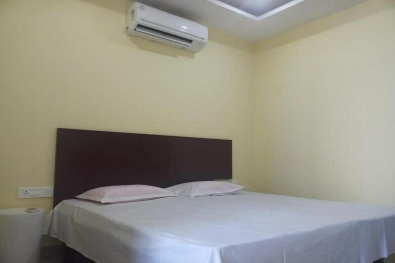 Hotel Arvanah Rooms