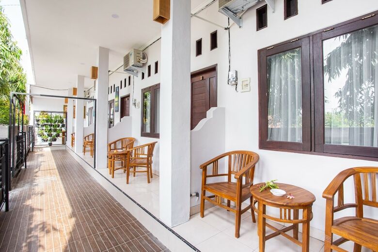 Hotel Oyo 1207 Pondok 789