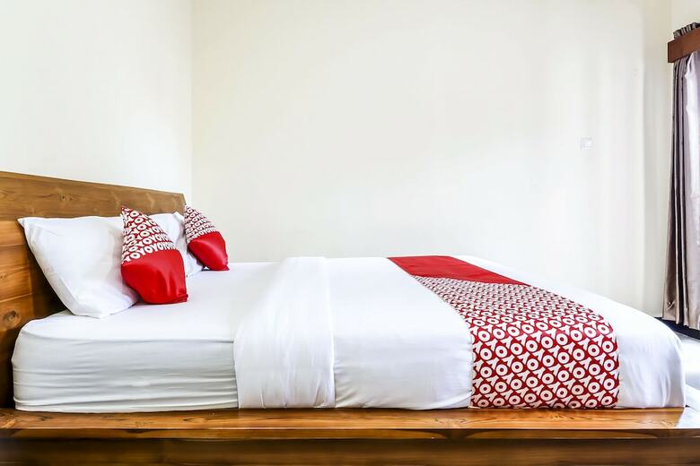 Hostal Oyo 1193 Asri House