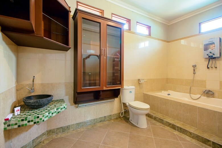 Hostal Oyo 1195 The Doctor's Guest House Syariah