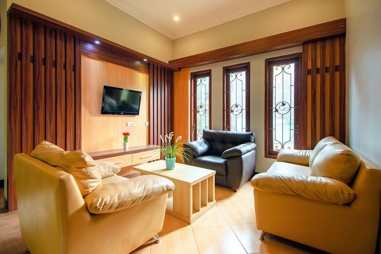 Hostal Oyo 1195 The Doctor's Guest House Syariah