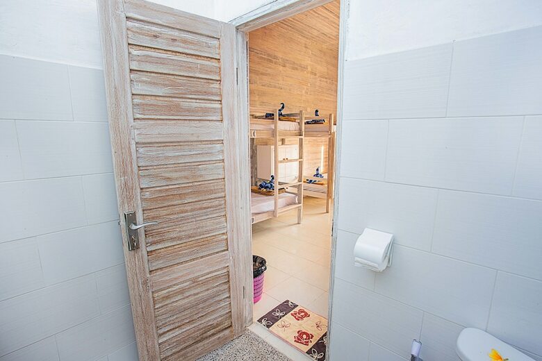 Hostal Candy Bed & Breakfast