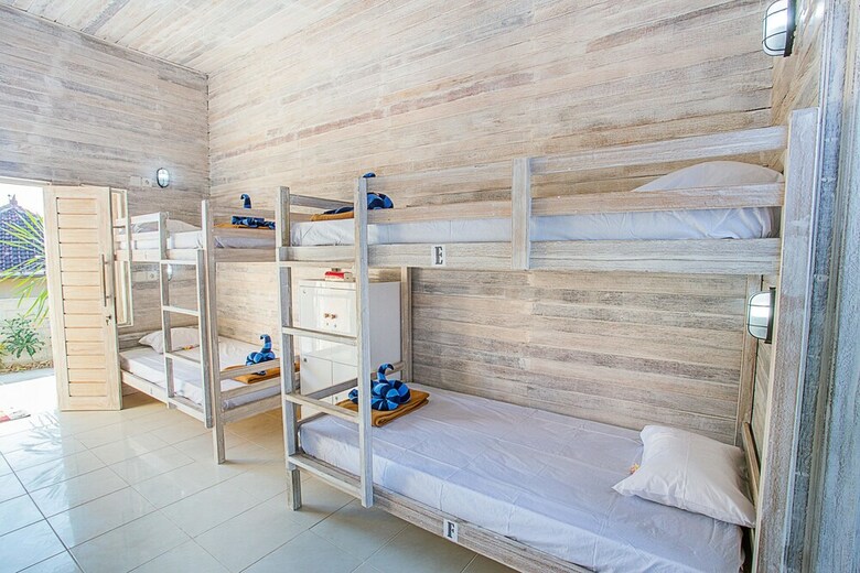 Hostal Candy Bed & Breakfast